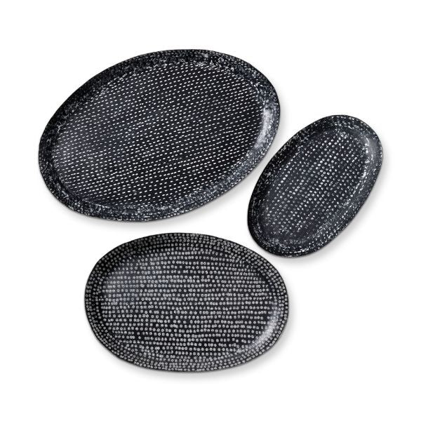 ZAHARA EMBOSSED OVAL TRAYS, 3 SIZES