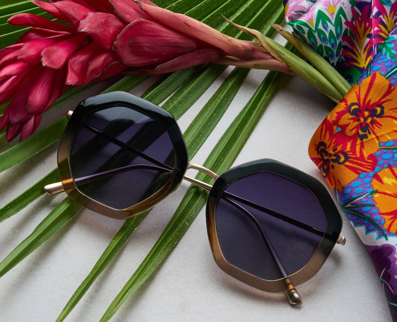 Solana (Sunglasses): Black/Tan / No Correction