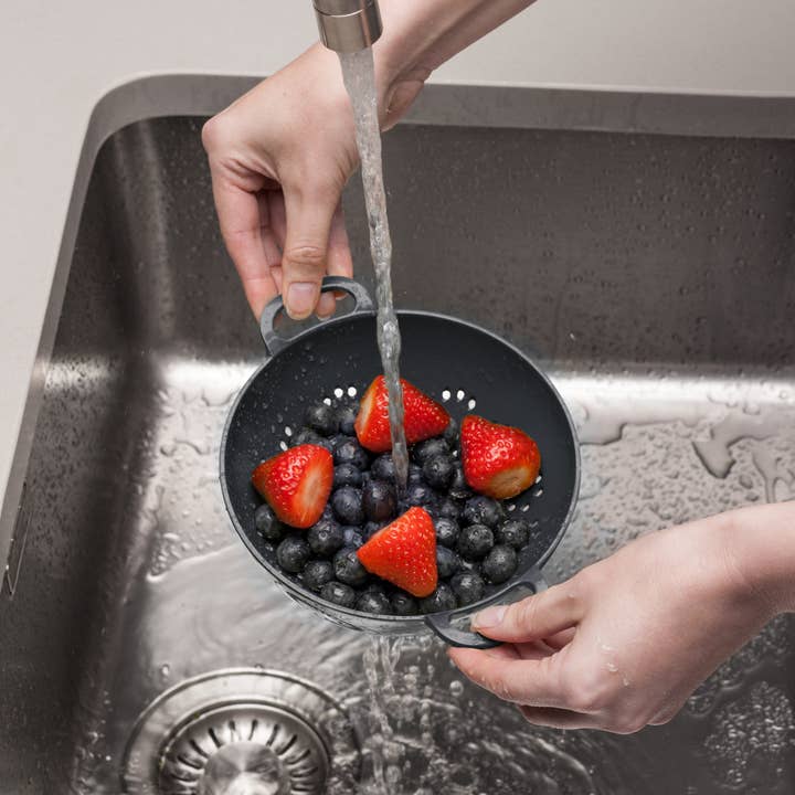 6" Melamine Colander