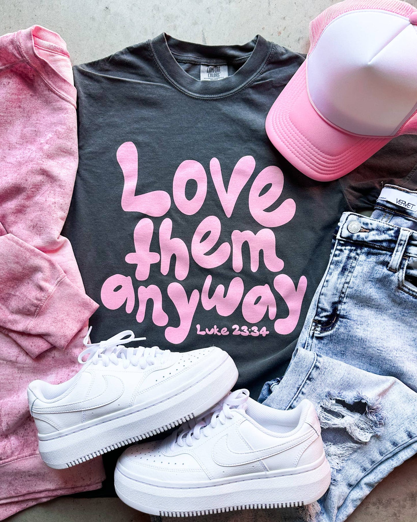 Love Them Anyway Short Sleeve Graphic Tee: M