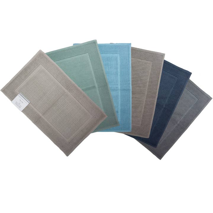 HOTEL RUG BATH 20X32 AST