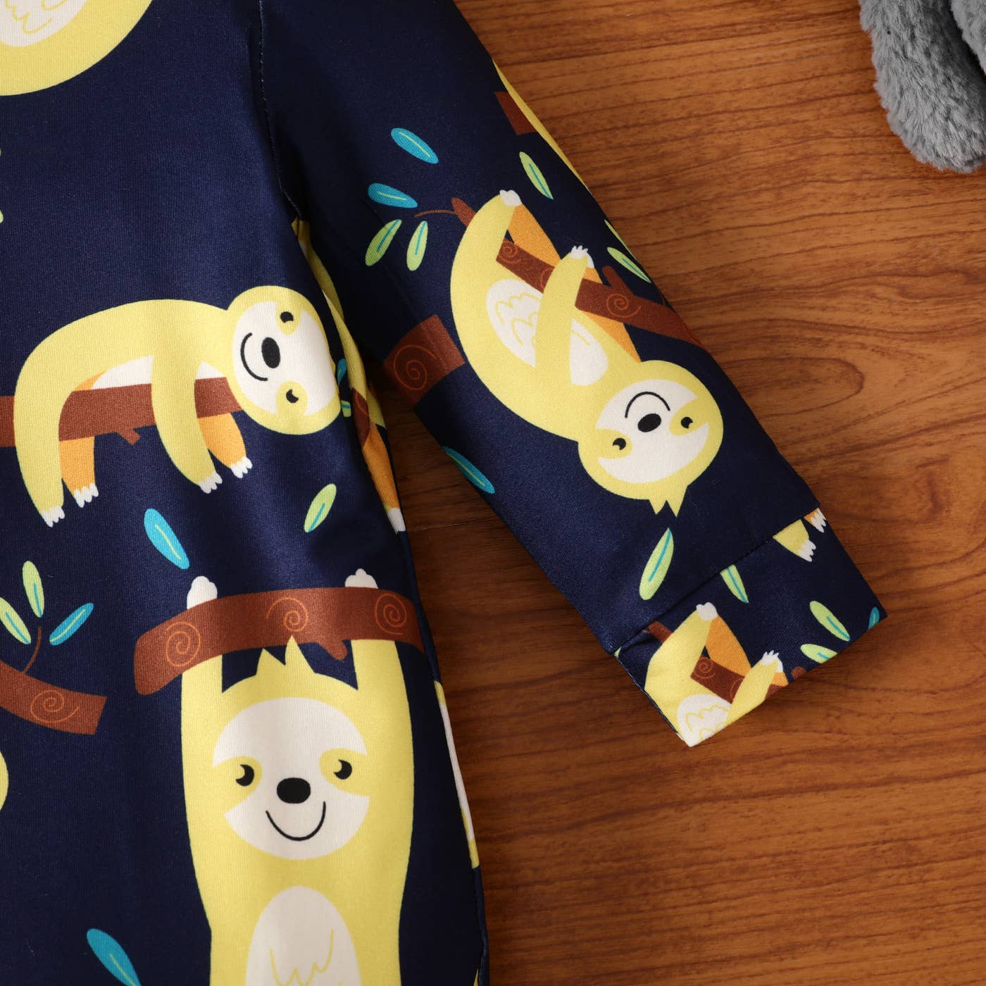 Baby Boy Cartoon Sloth Print White Long-sleeve Jumpsuit: 9-12 Months / White