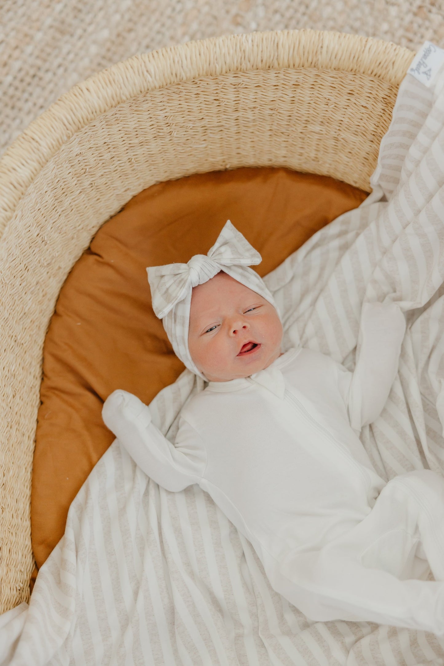 COASTAL KNIT HEADBAND BOW