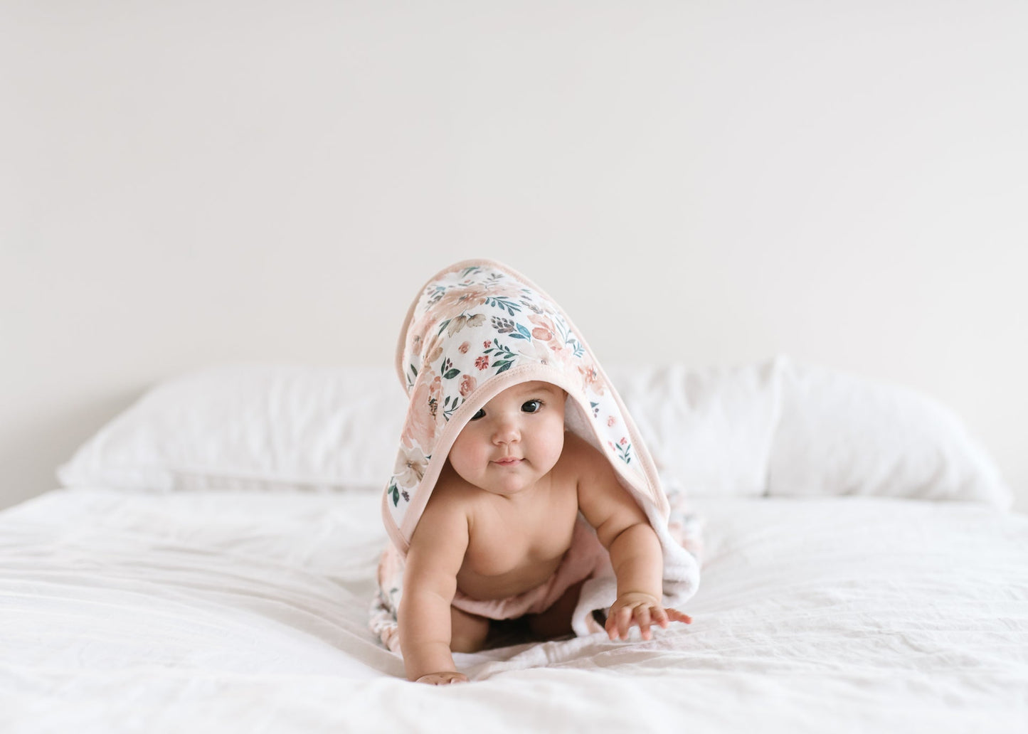 COPPER PEARL HOODED TOWEL AST