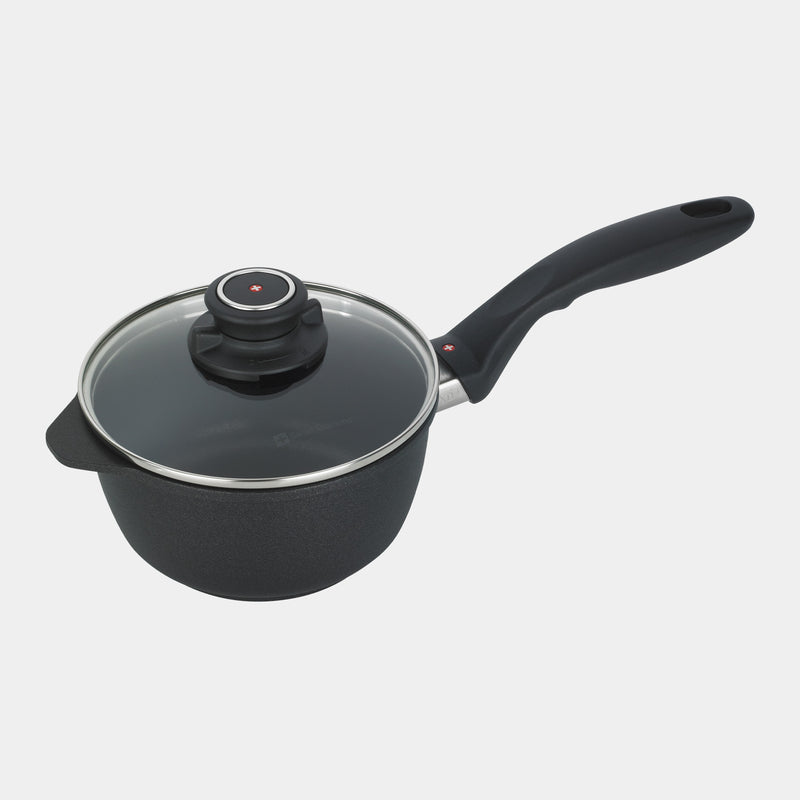 XD6718C SWISS DIAMOND NONSTICK SAUCEPAN, 2.2 QT WITH GLASS LID