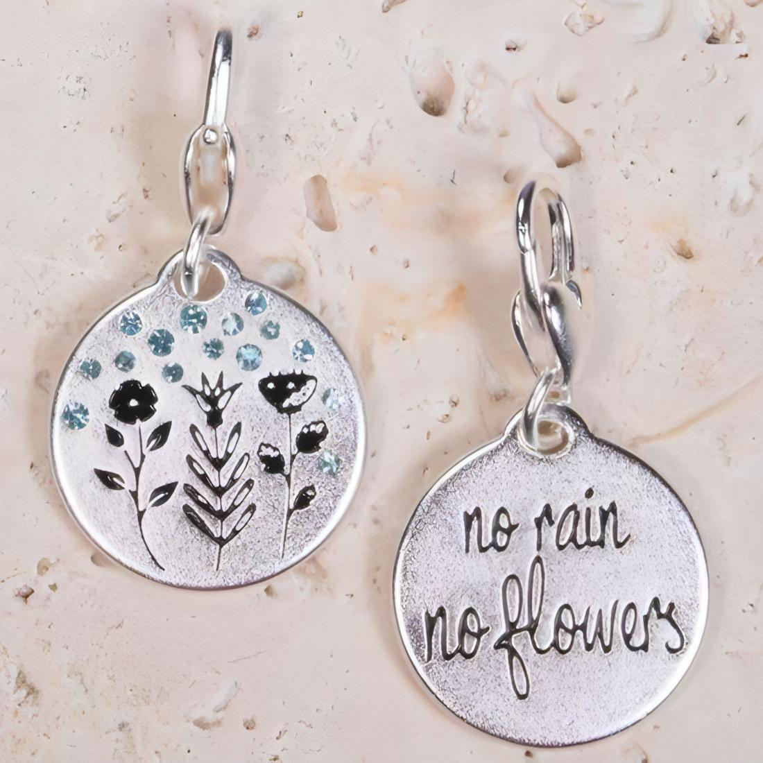 Medallion Charm - Rainy Flowers - AMANDA BLU