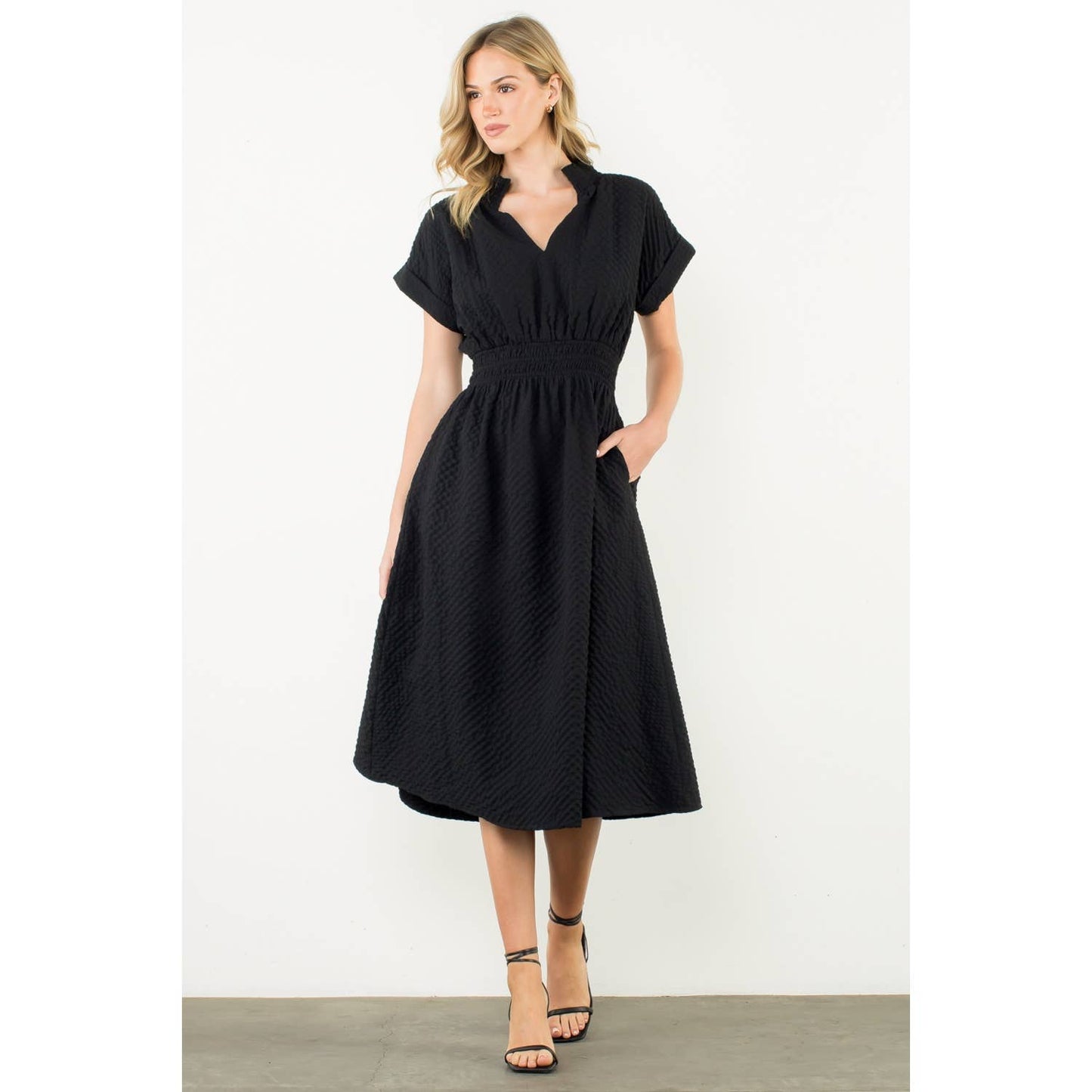 Textured Split Neck Smocked Waist Dress: BLACK / XS-S-M-L(1-2-2-1)