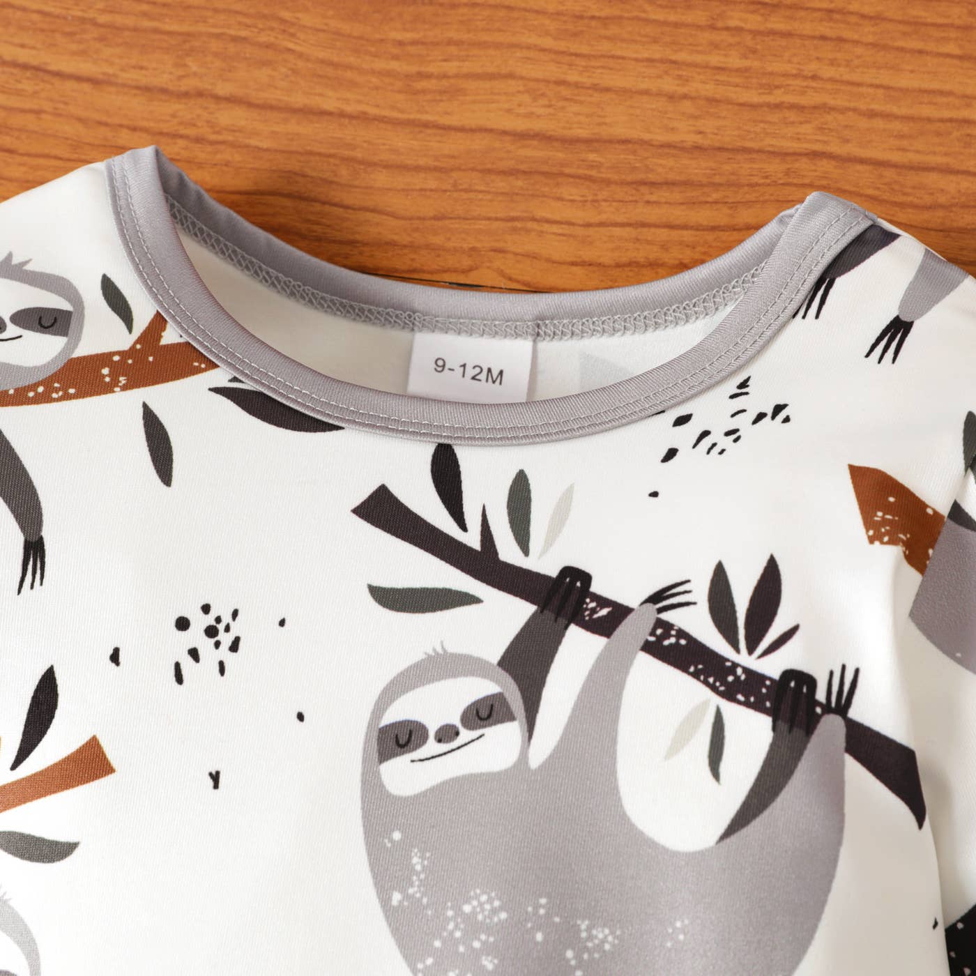 Baby Boy Cartoon Sloth Print White Long-sleeve Jumpsuit: 9-12 Months / White