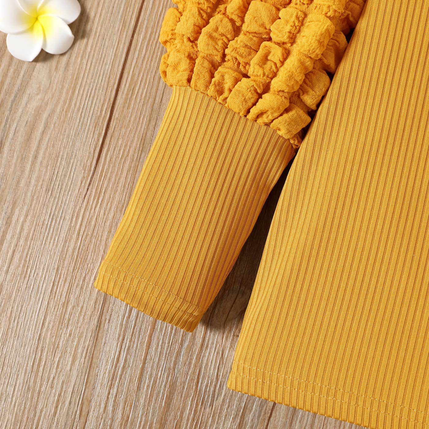 Girl Textured Ribbed Long Puff-sleeve Solid Color Tee: Yellow / 5-6 Years