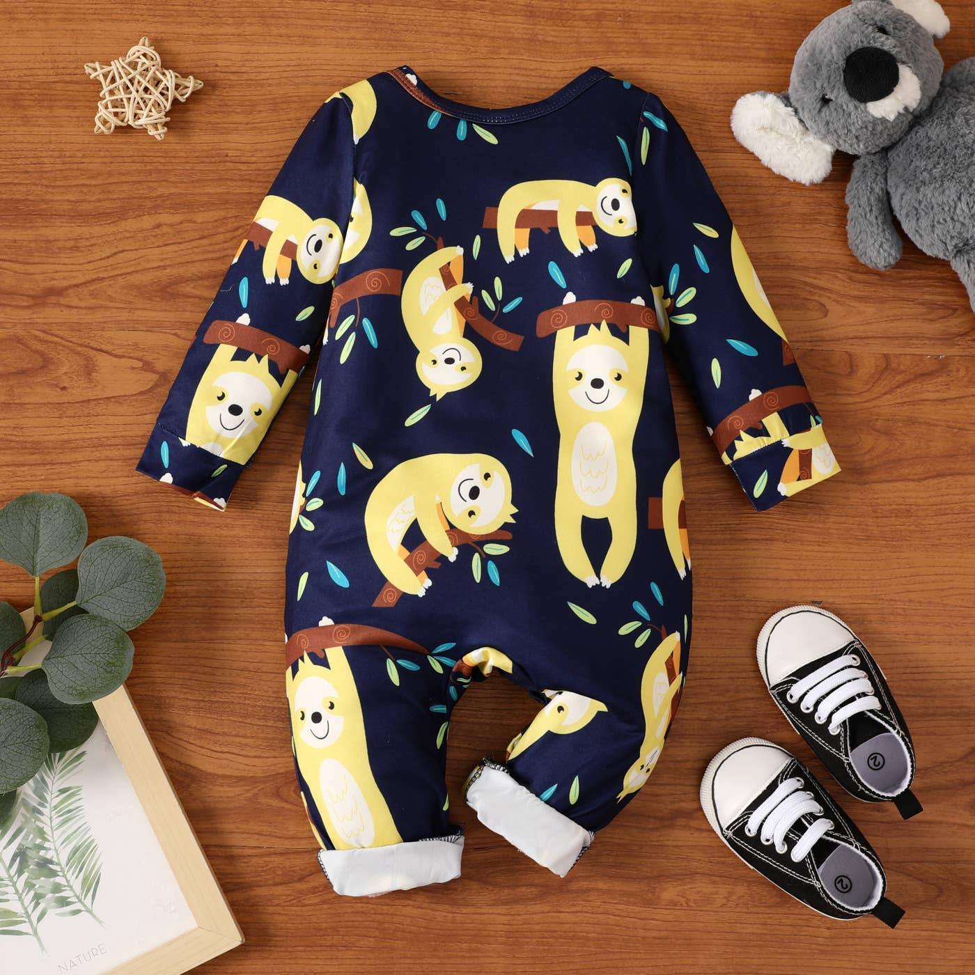 Baby Boy Cartoon Sloth Print White Long-sleeve Jumpsuit: 9-12 Months / White