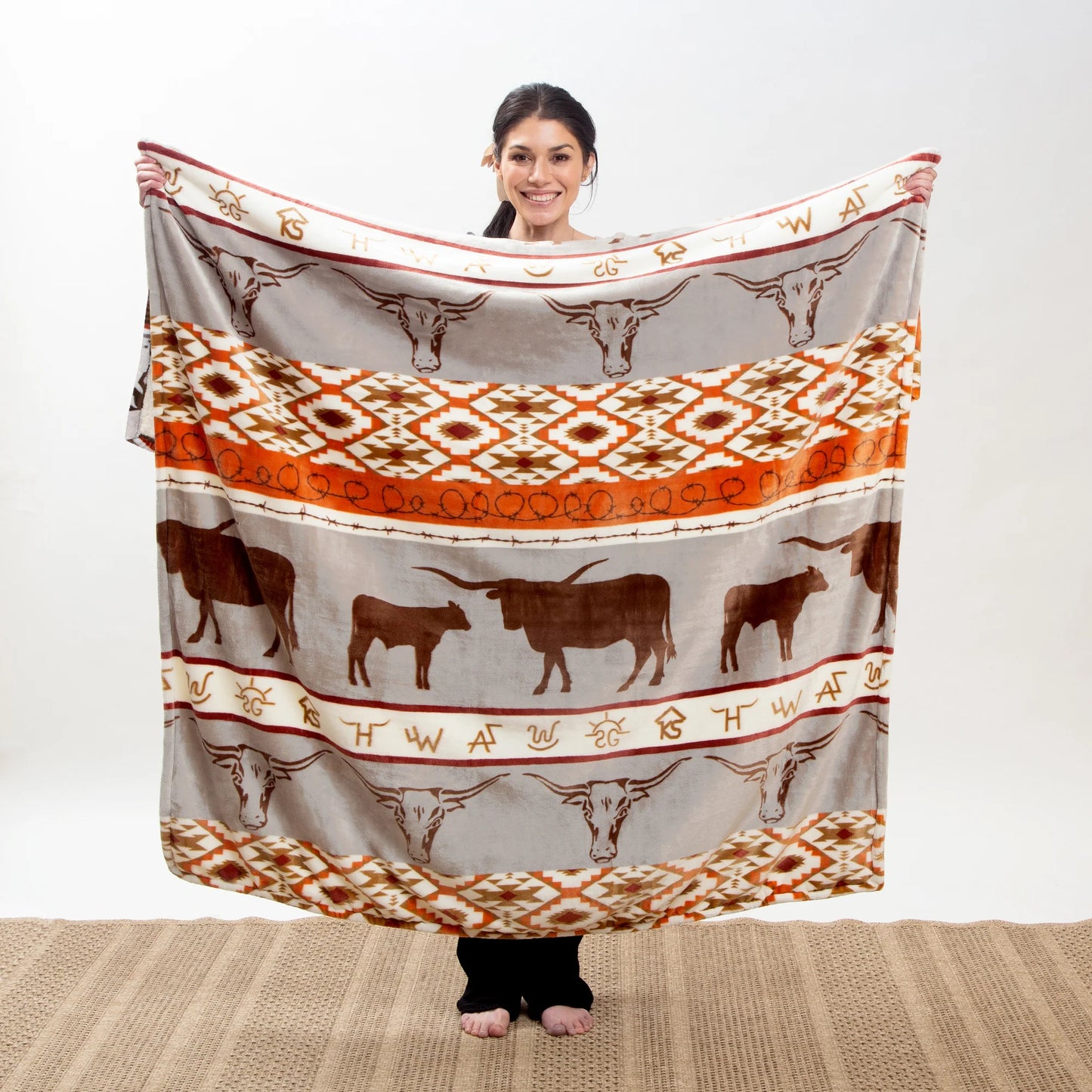 JP968 Carsten's Longhorn Plush Throw Blanket