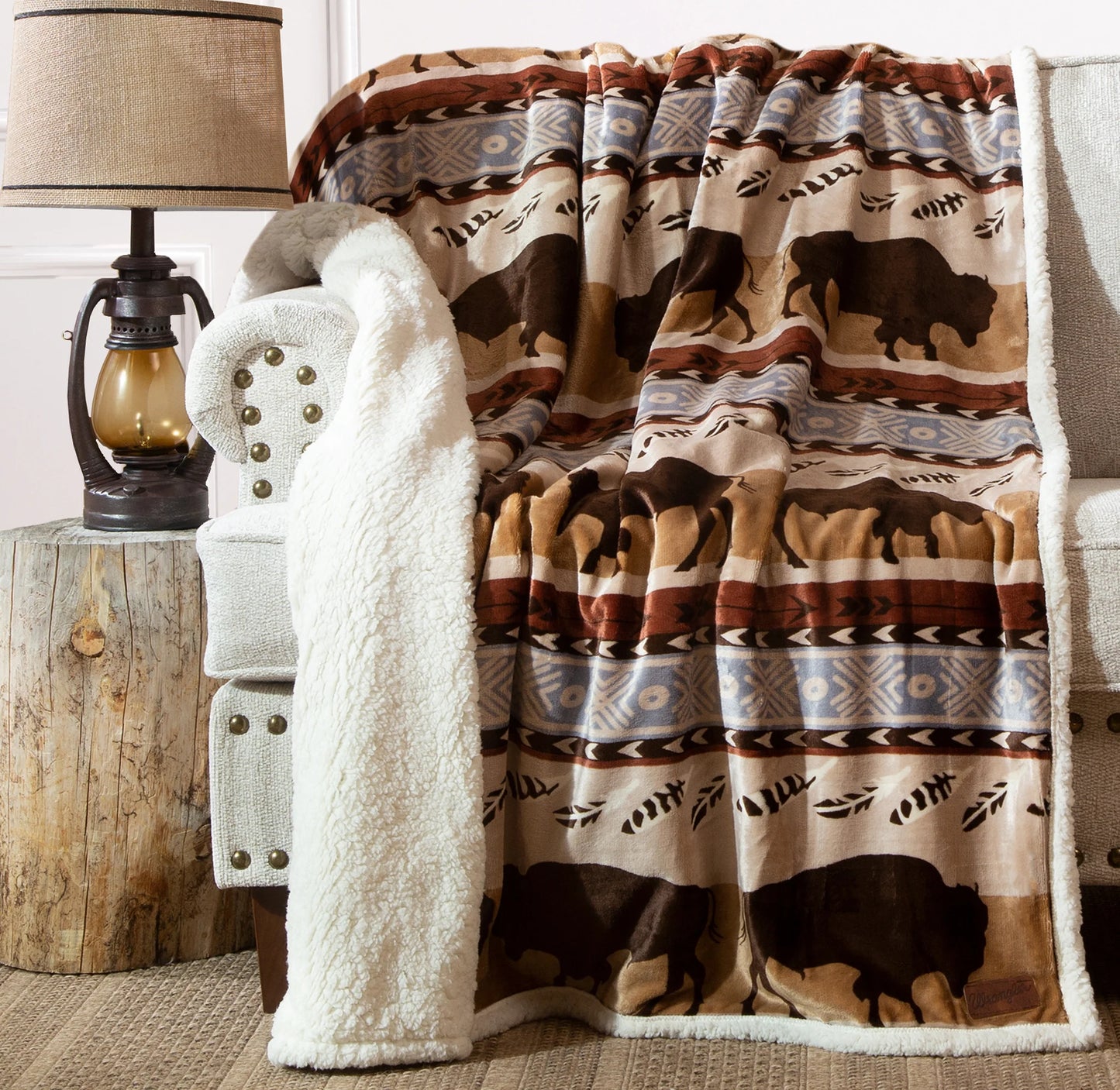 JW195 Carsten's Buffalo Plush Throw Blanket