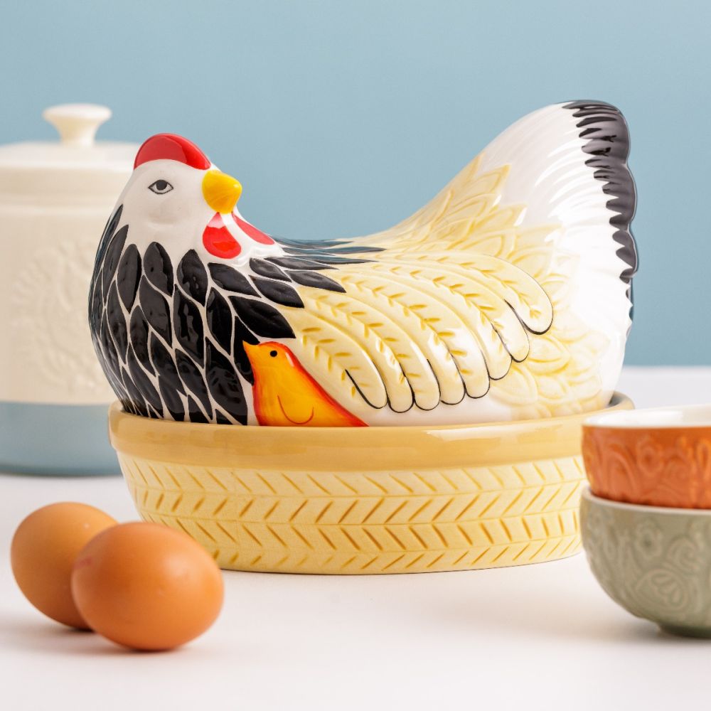 Mason Cash Home to Roost Mother Hen Egg Nest