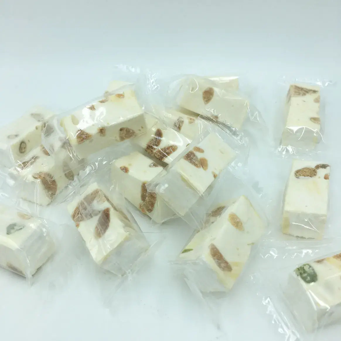 Vrac de nougat tendre de Montélimar - 1 kg