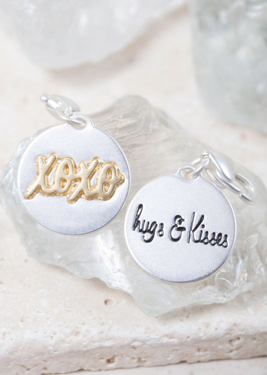 XOXO MEDALLION SILVER