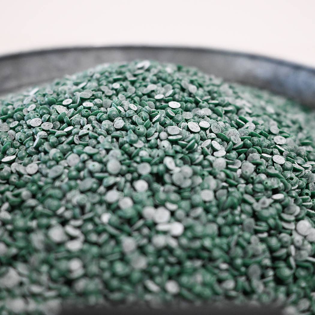 Soy Wax Scented Beads - 2lb Refill for A La Carte Candle Bar: Rake Pile Leap!