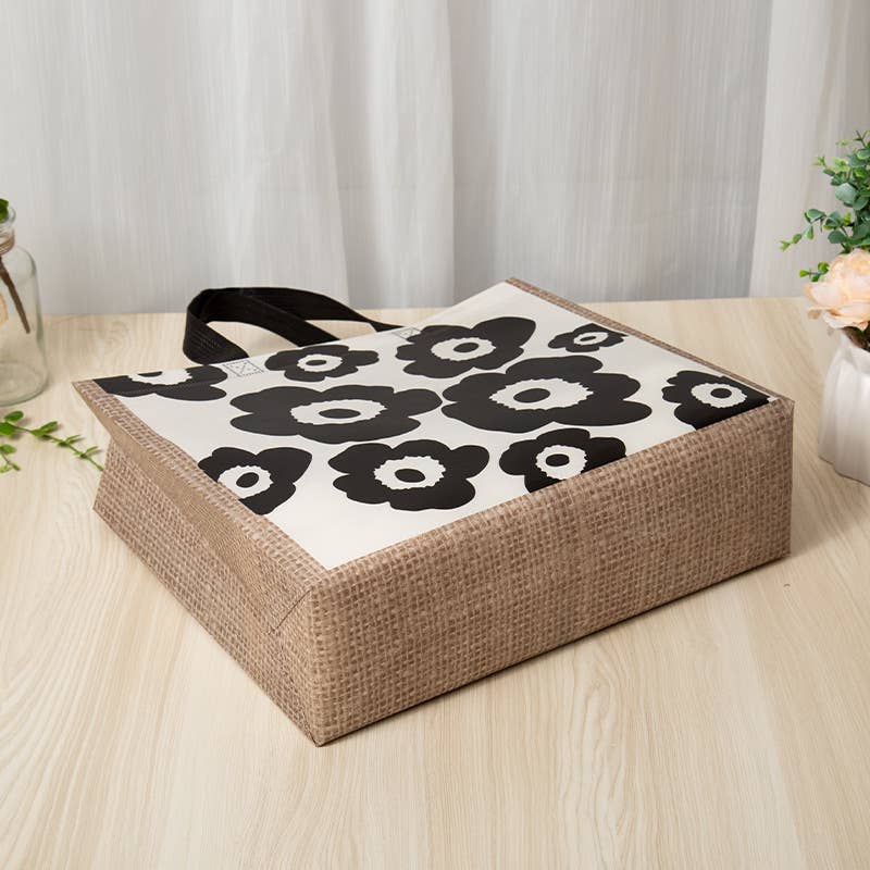50pcs, 3 Sizes Classic Black Flower Non-woven Gift Bag: Small