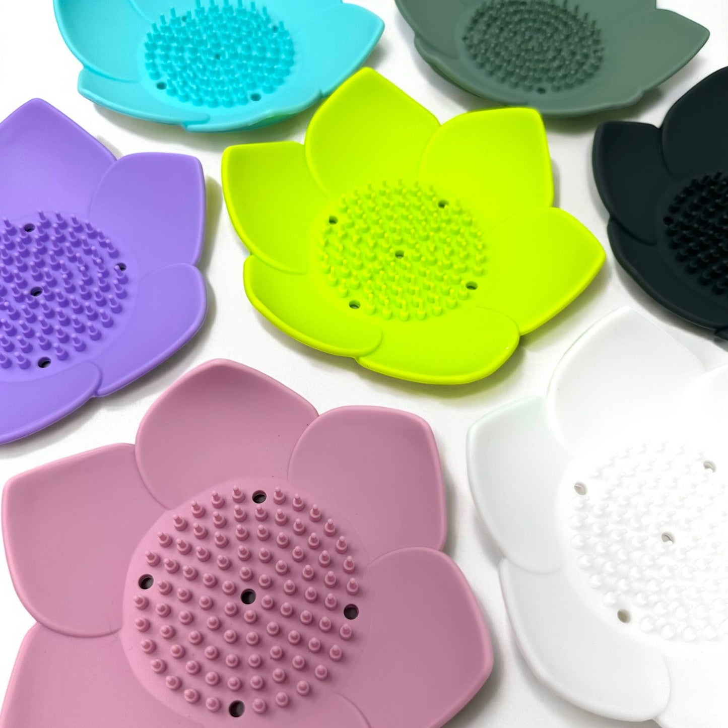 Shower Steamer Tray - Lotus Shape - Flexible Silicone: Petal Pink