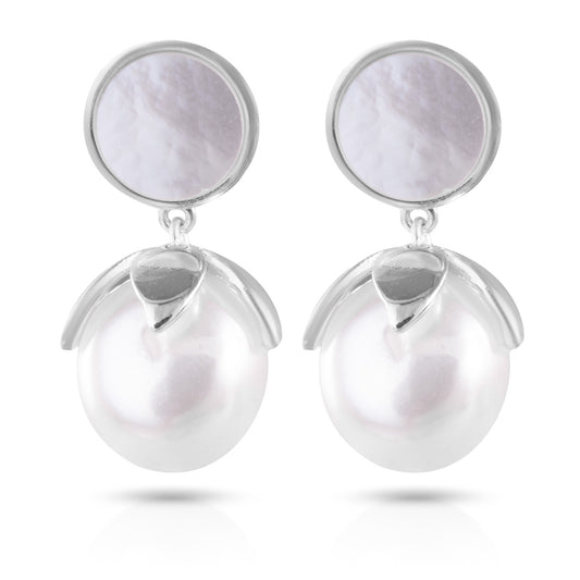 Petaled Drip Pearl Earring - AMANDA BLU