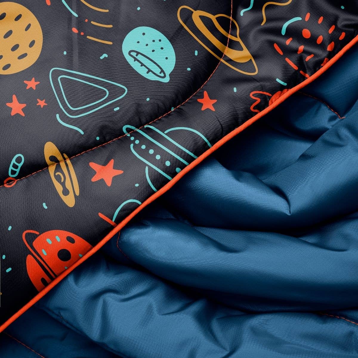 Original Puffy Throw Blanket - Bedtime Space Doodles: Compact Throw