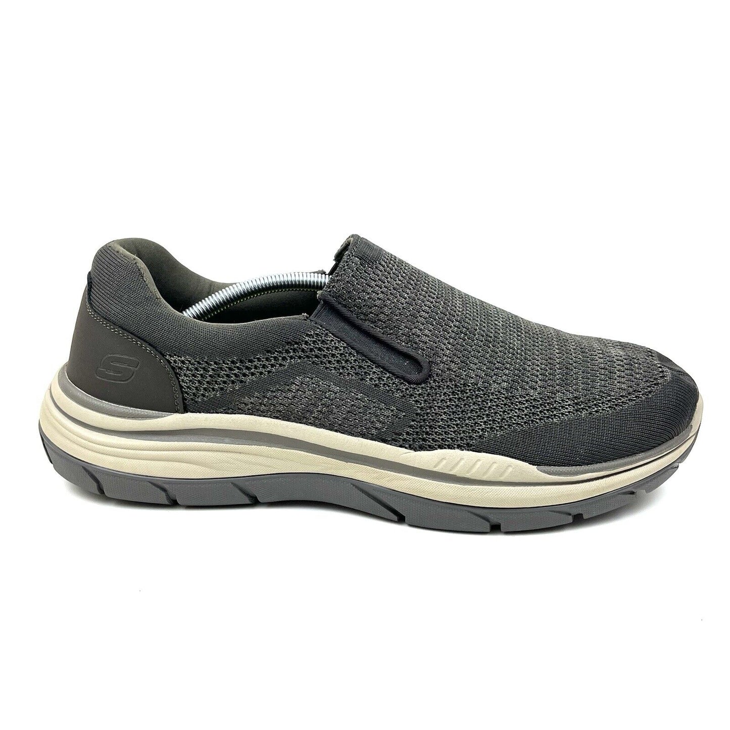 204000/REG/WIDE Skechers Arago Men's