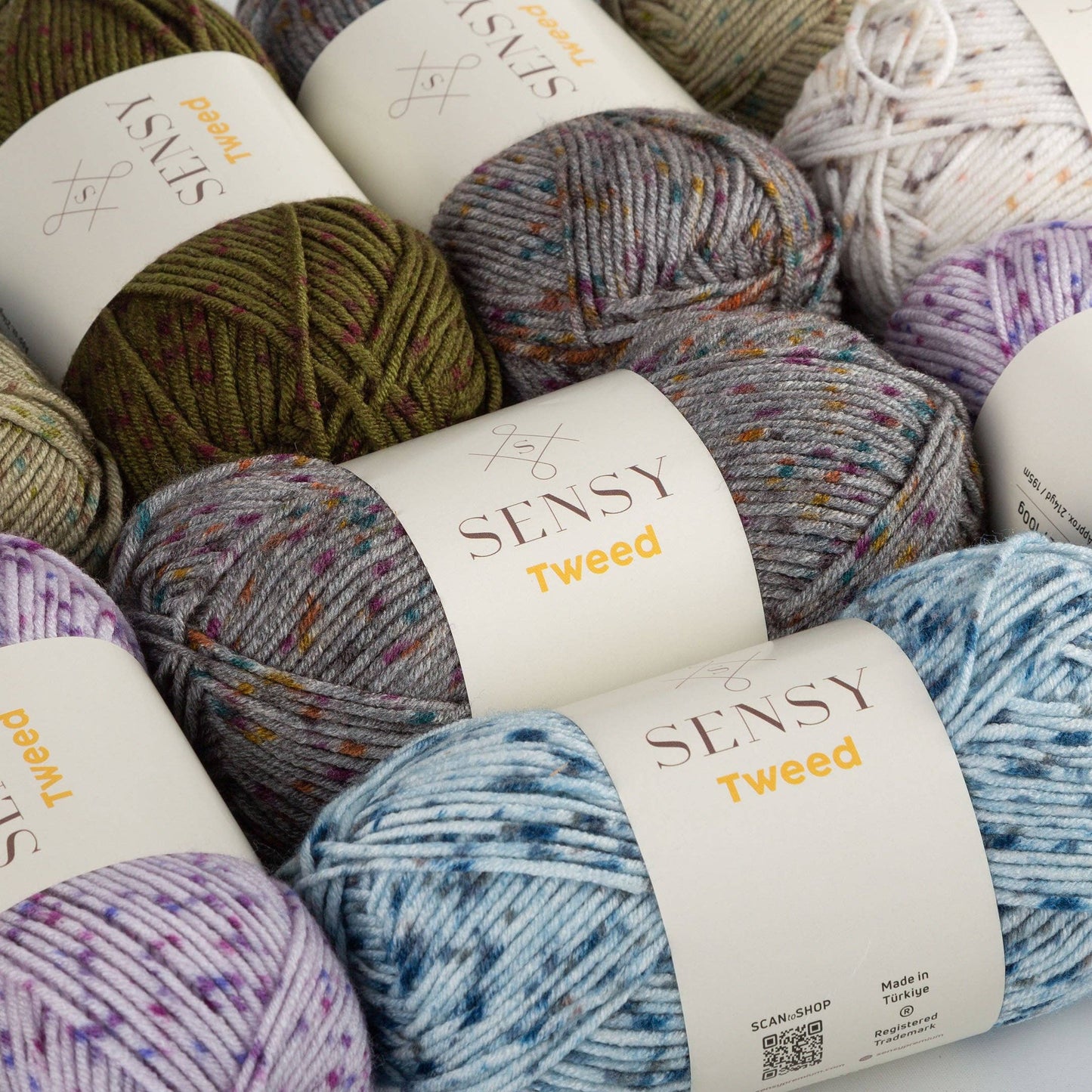 Sensy Tweed Yarn, 3.5 oz, 214 Yards, Gauge 4 Medium: Blue / 1 Skein