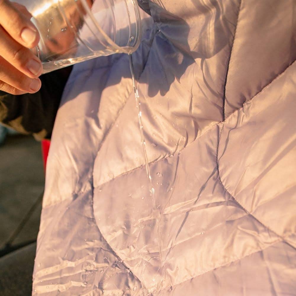Travel Puffy Blanket - Lavender: Travel