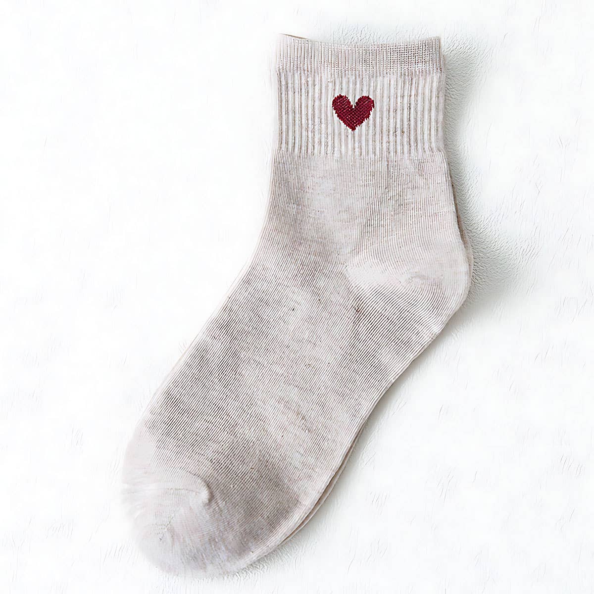 CWMS096-KHAKI-OS Valentine's Day Heart Embroidered Crew socks
