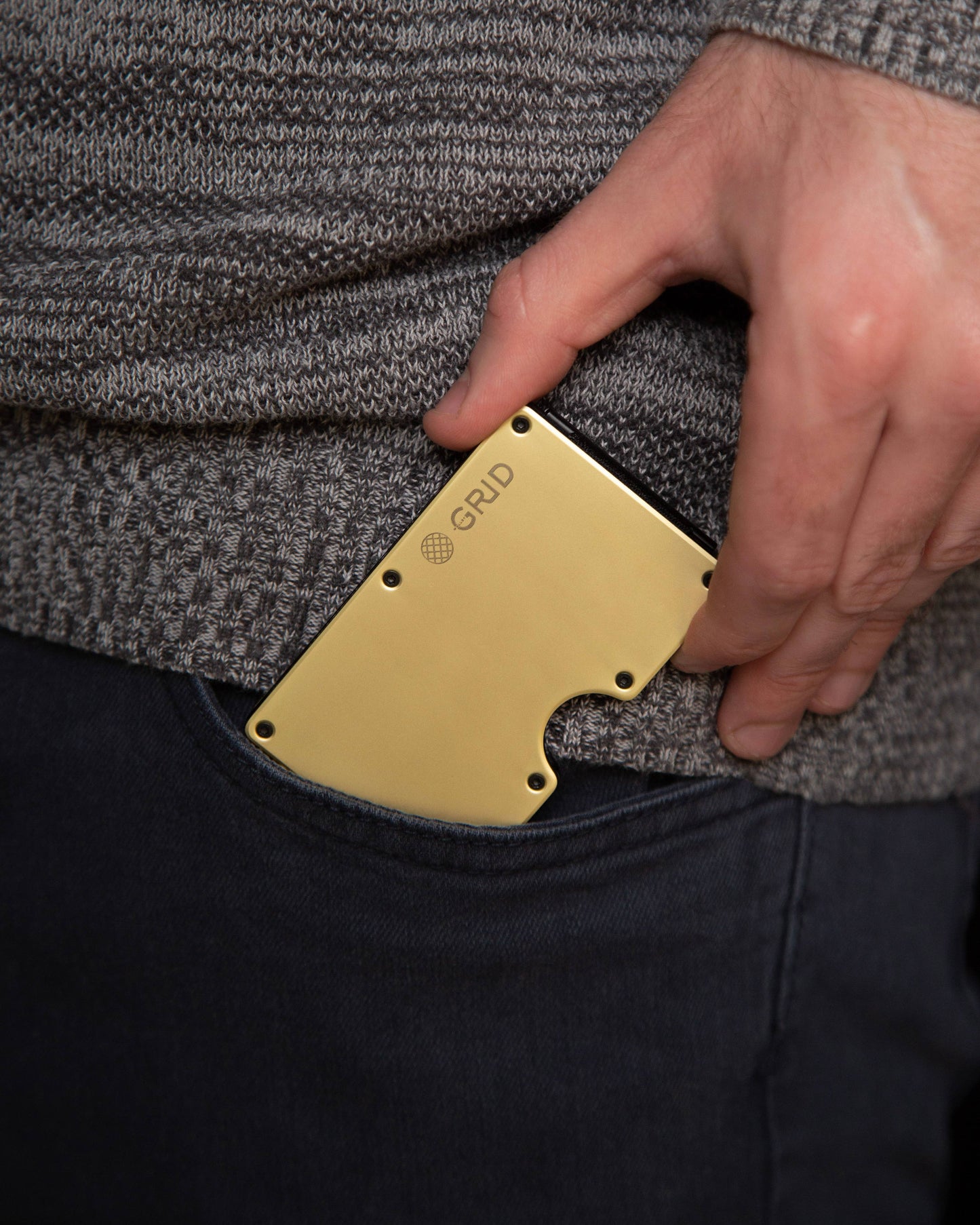 Grid Wallet // Gold Aluminum: Gold / Aluminum / 3.38"L x 2.12"W x 0.23"H