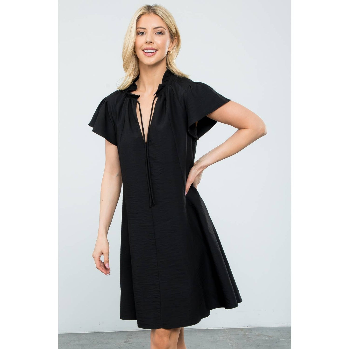 Flutter Sleeve Split Tie Neck Casual Mini Dress: BLACK / XS-S-M-L(1-2-2-1)