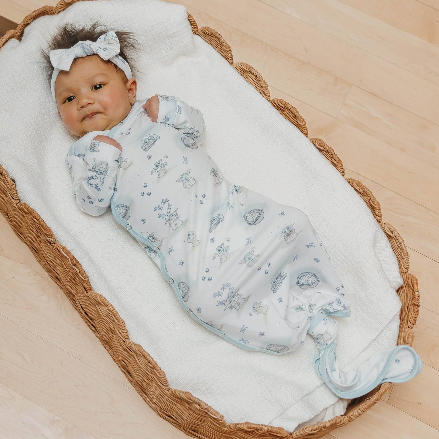 Newborn Knotted Gown - Star Wars Grogu