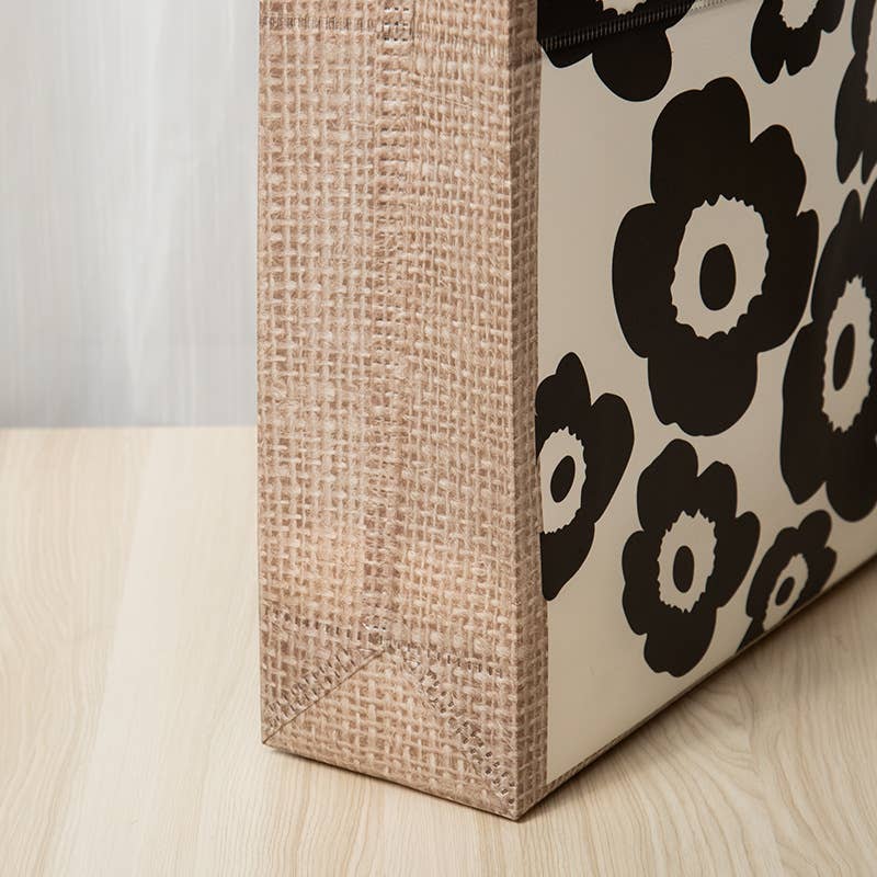 50pcs, 3 Sizes Classic Black Flower Non-woven Gift Bag: Large