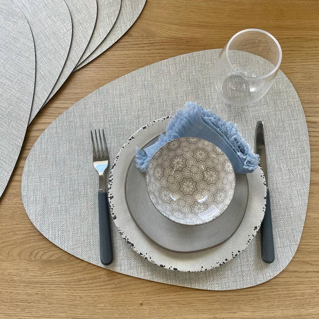 Novotela Texture Placemat Rectangular, Round, Stone: Caramel / Rectangular