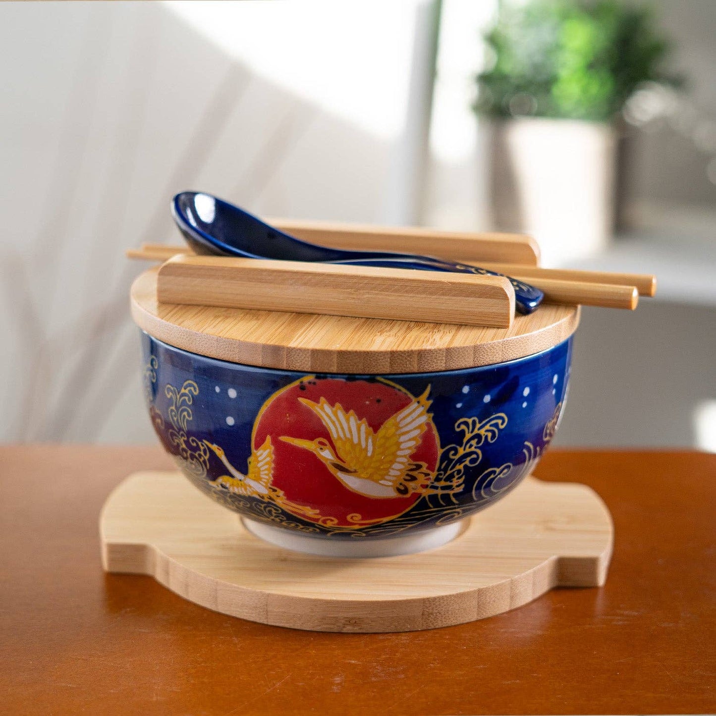 Moon Crane 28oz 6"D Bowl With Chopsticks, Spoon Bamboo Lid and Trivet Set (1/8)