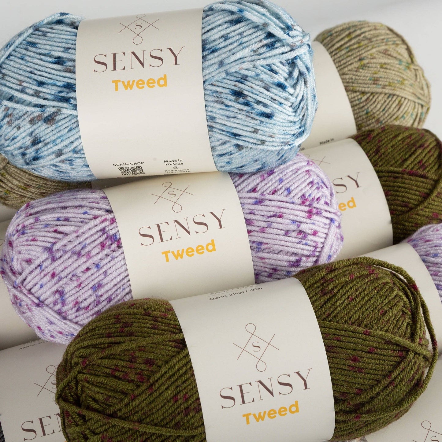 Sensy Tweed Yarn, 3.5 oz, 214 Yards, Gauge 4 Medium: Blue / 1 Skein