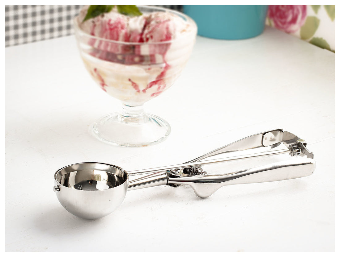 STAINLESS STEEL ICE CREAM SCOOPER