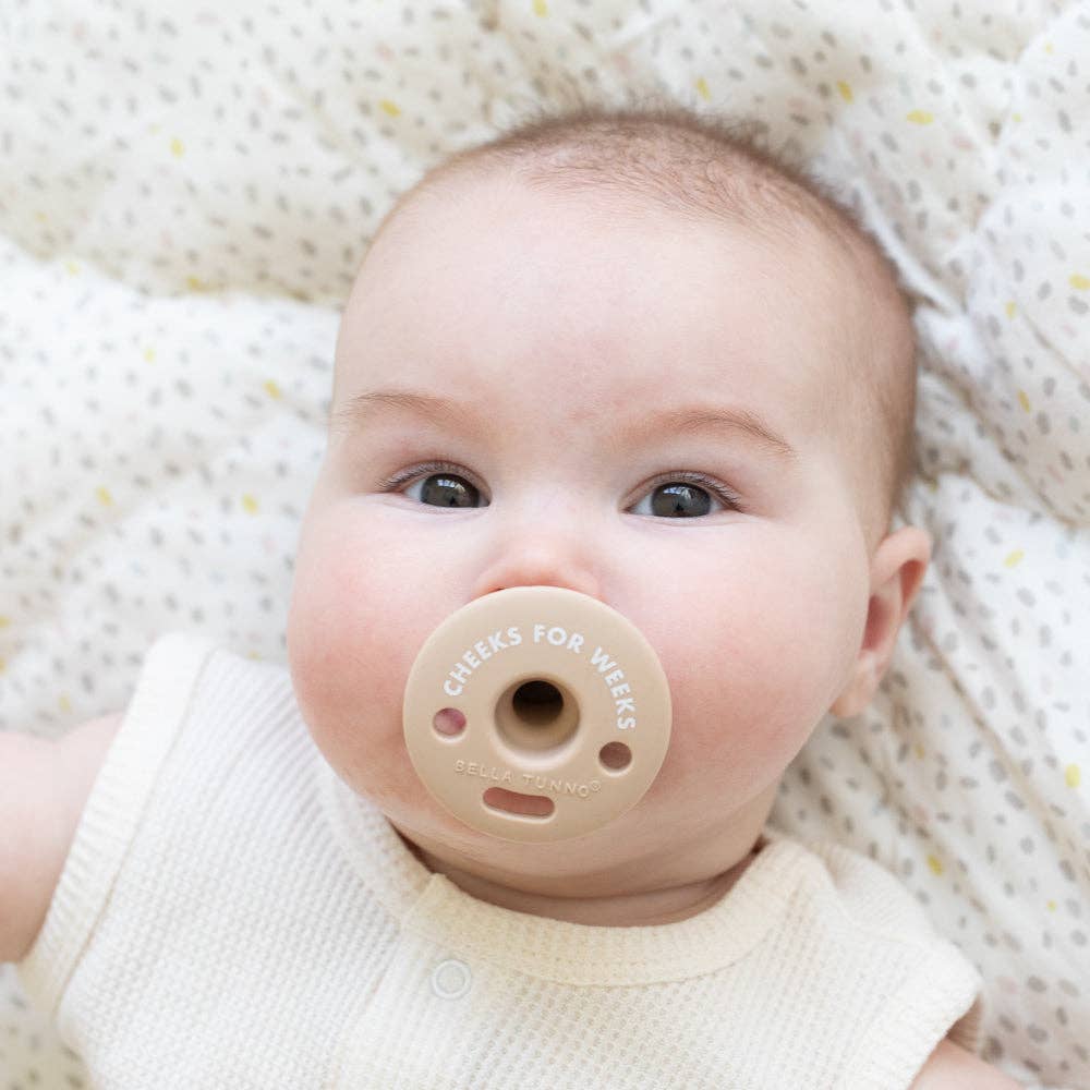 Cheeks for Weeks Bubbi™ Pacifier: Tan