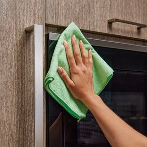 Rubbermaid Commercial 16 In. x 16 In. Microfiber Cloth (16-Pack)