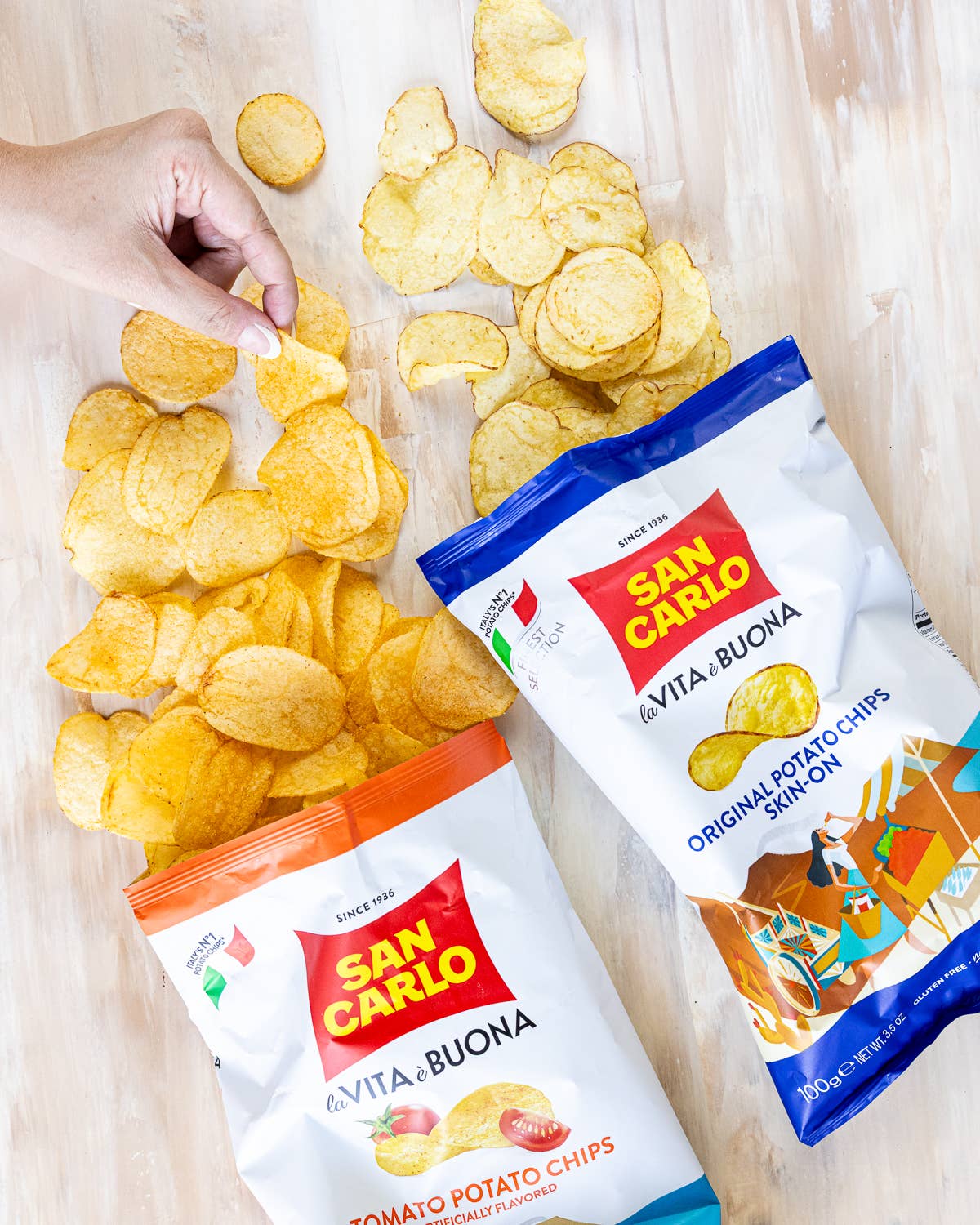 Lime and Pink Pepper Chips 150g by San Carlo