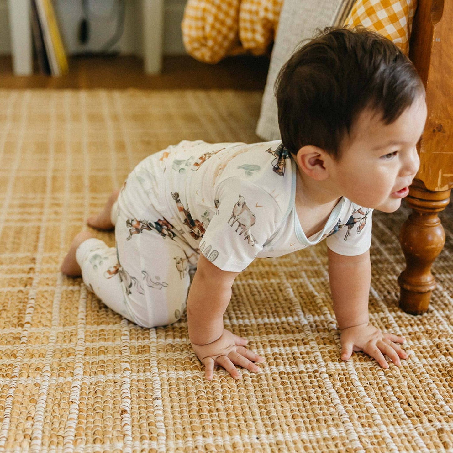 Short Sleeve Bodysuit - Boone: Newborn
