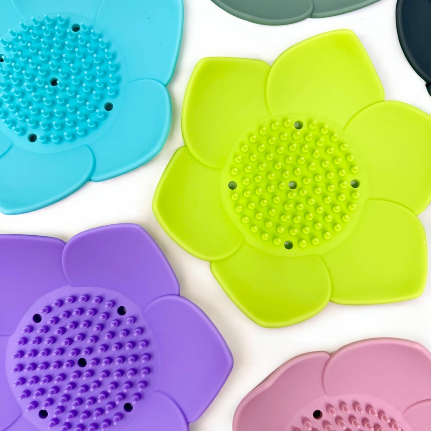 Shower Steamer Tray - Lotus Shape - Flexible Silicone: Lime Green
