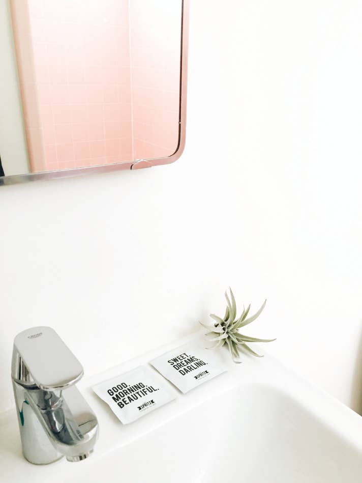 Good Morning Beautiful Essential Oil Towelette 100 Unit Pack: Single Unit Bundle - 100 Towelettes