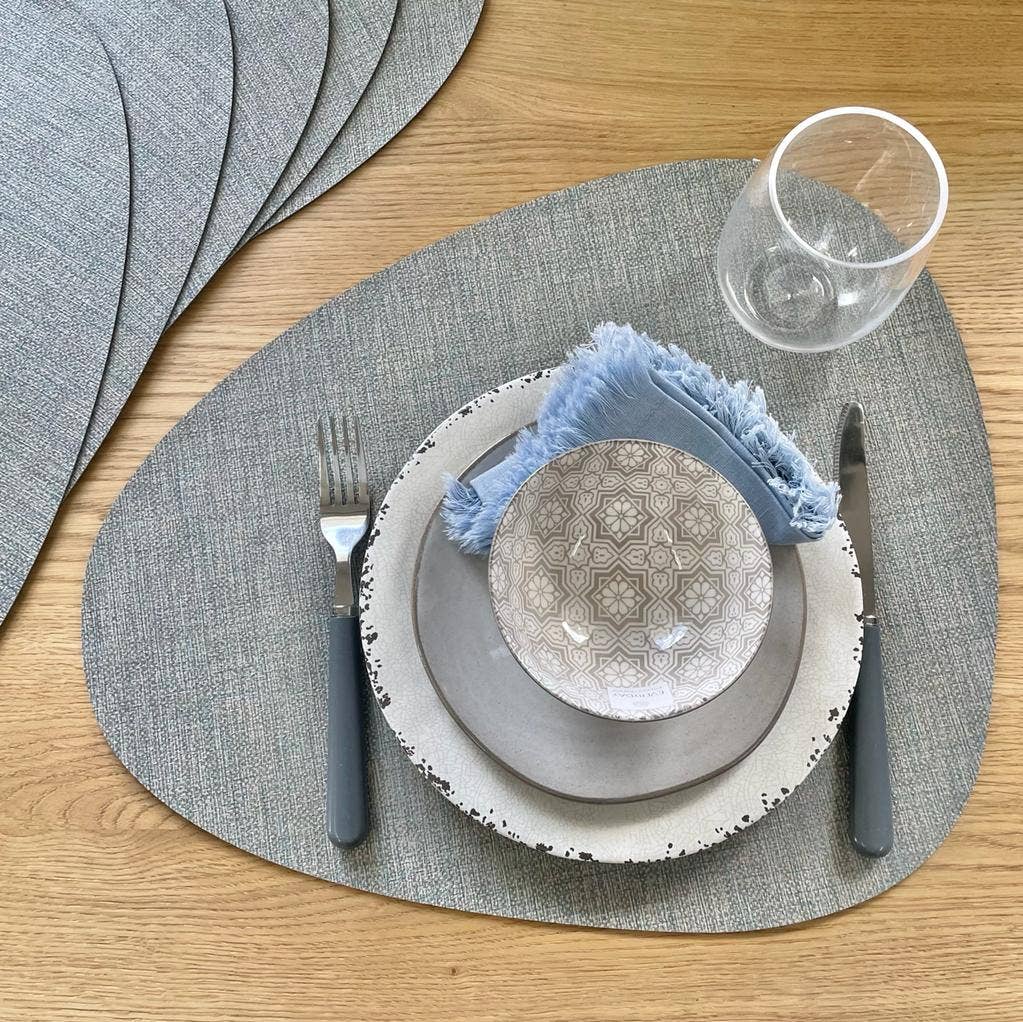 Novotela Texture Placemat Rectangular, Round, Stone: Tweed / Rectangular