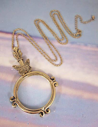 Butterfly  6 Times Magnifier Magnifying Glass Pendant Neckla: Antique Silver