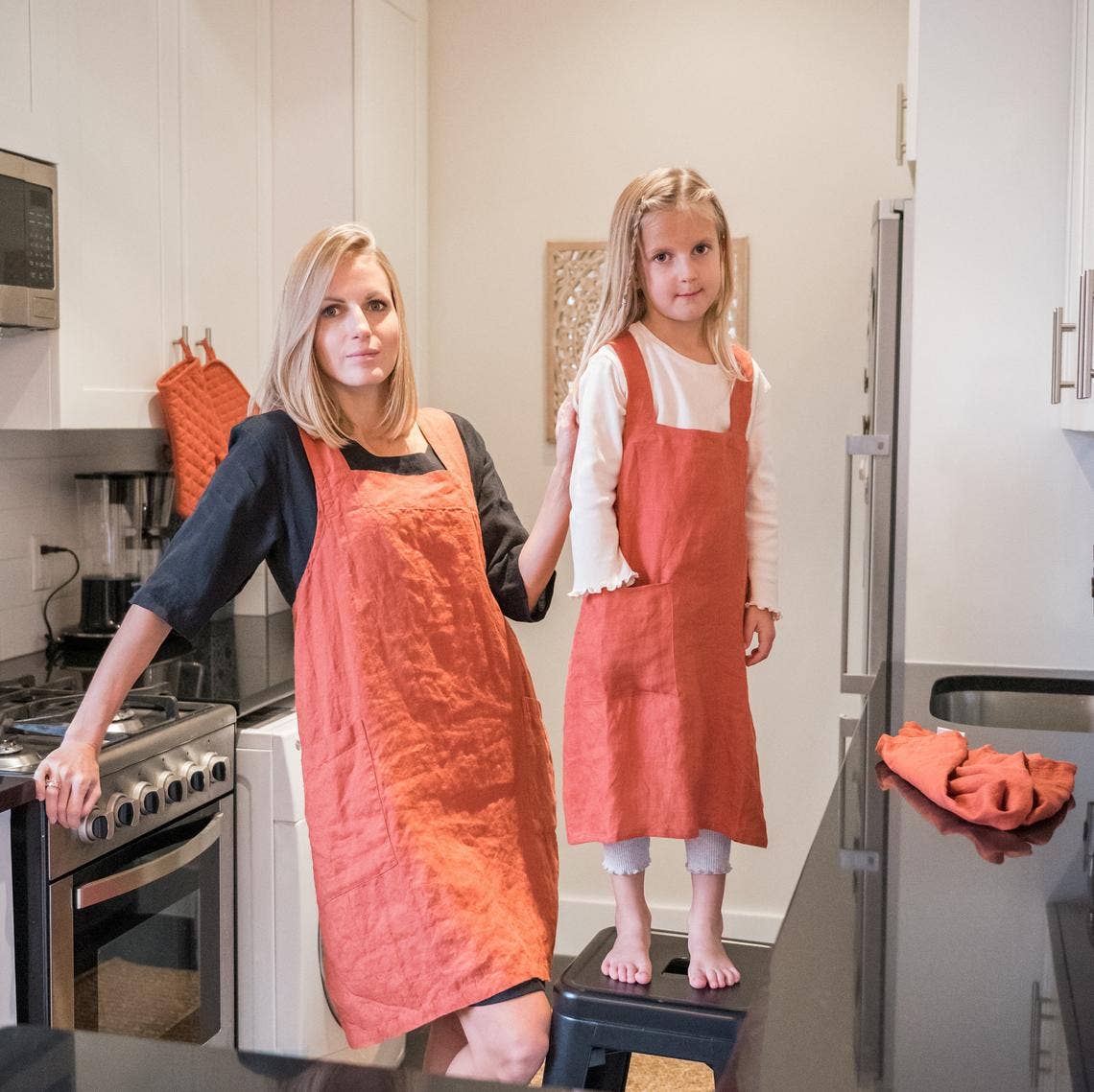 Linen Pinafore ( Japanese Apron): Marine blue / One Size ( US 14 and up or for oversized/loose look)