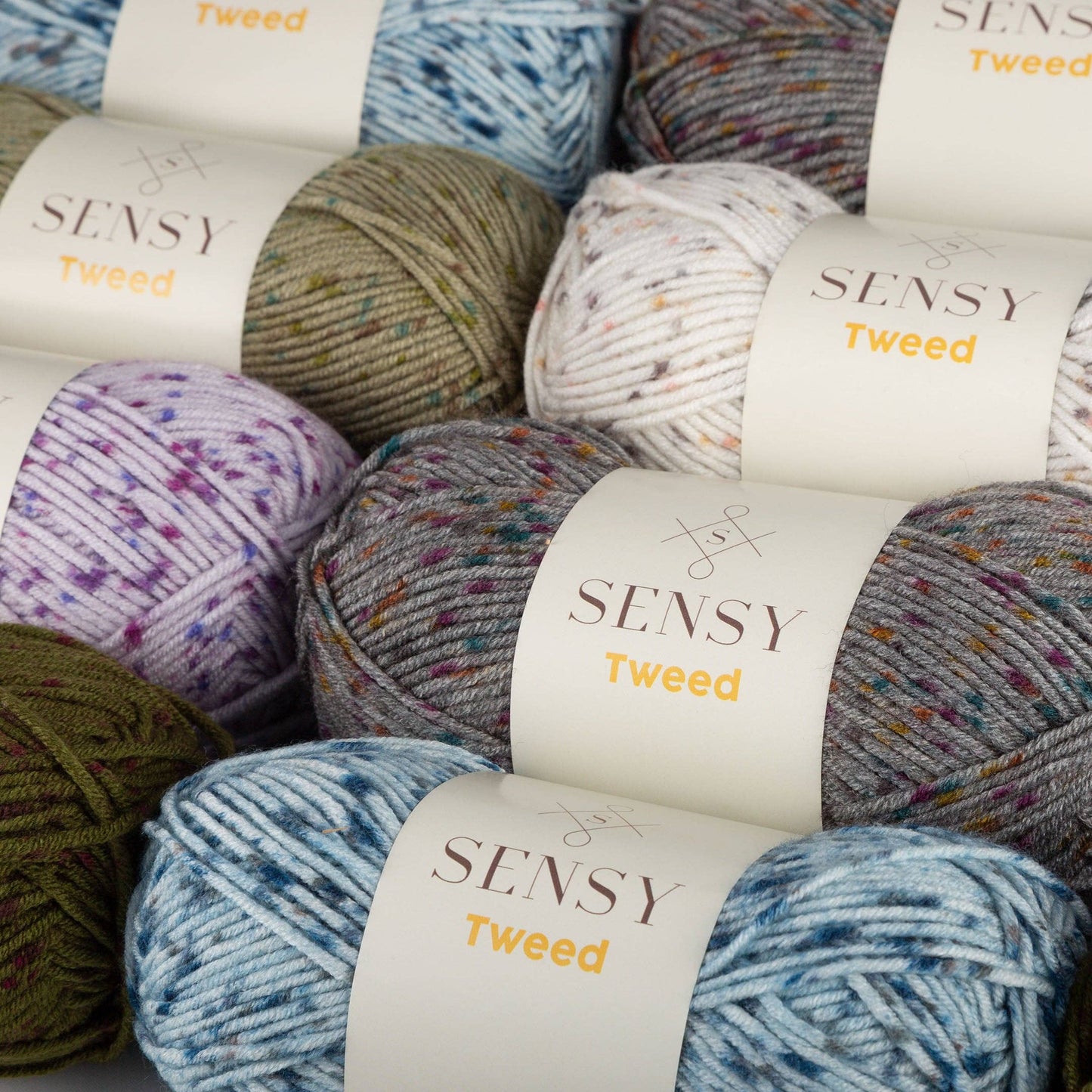 Sensy Tweed Yarn, 3.5 oz, 214 Yards, Gauge 4 Medium: Gray / 1 Skein