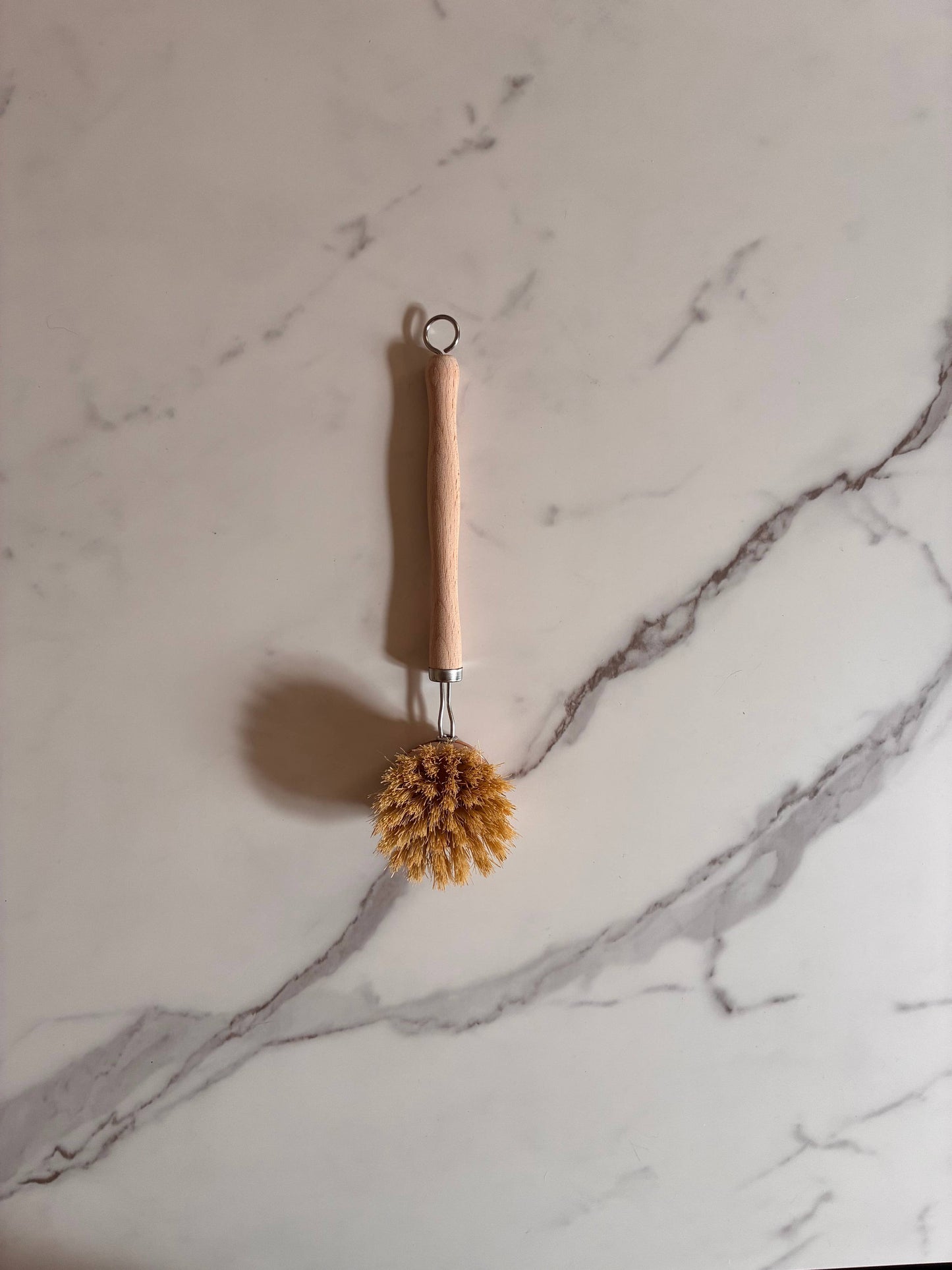 SISAL KITCHEN BRUSH WITH HANDLE
