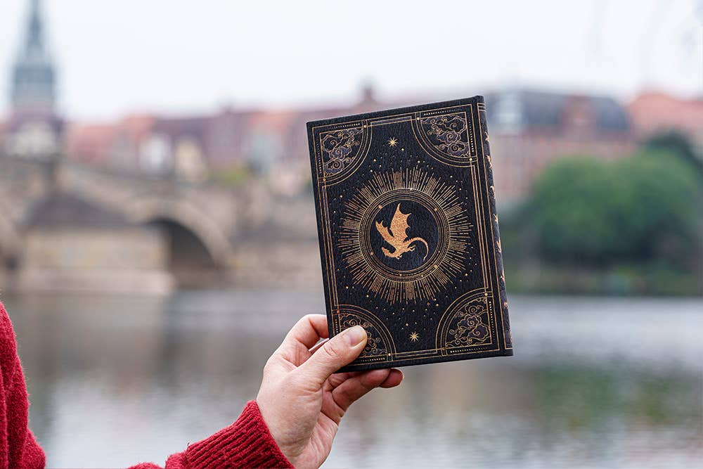 Paperblanks Shadows of Navarre Hardcover (Fourth Wing): Midi / Lined