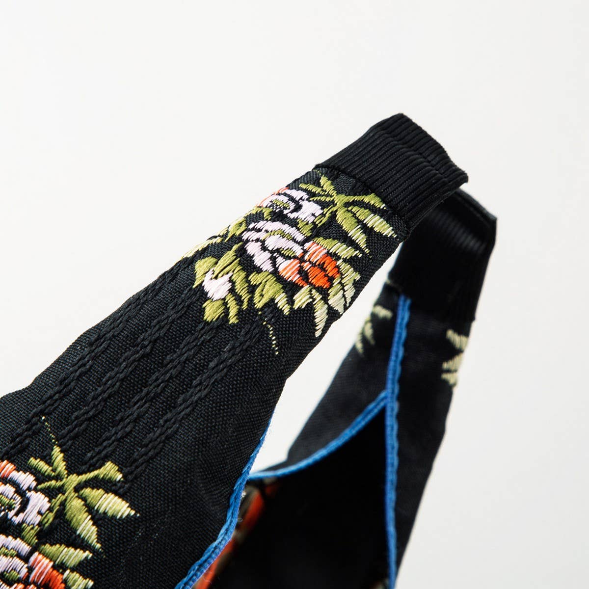 CROSS EMBROIDERY FASHION HEADBAND_CWAHA1253: Black / (OS) 3