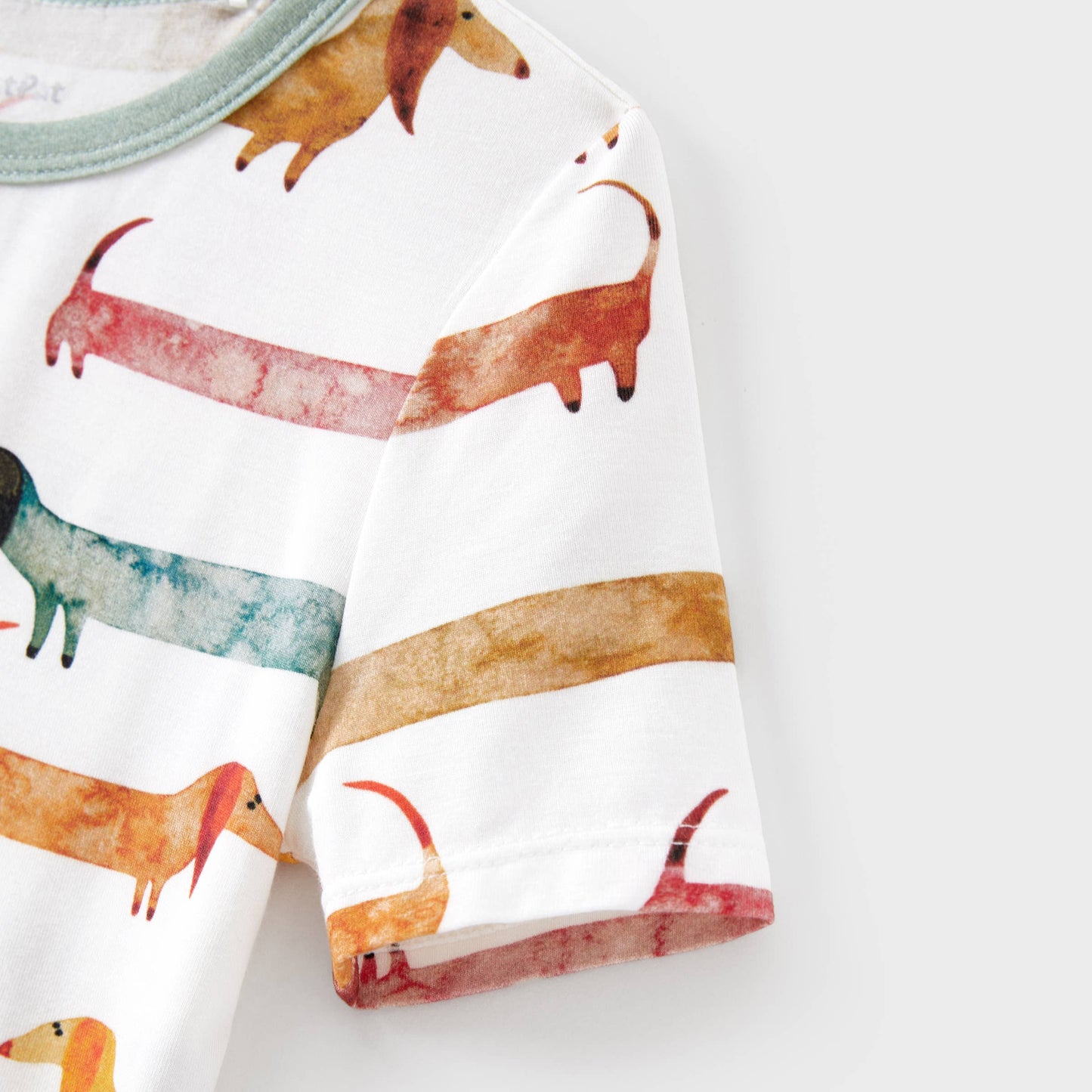 Family Matching Animal-patterned Short-sleeve Pajamas Set: Multi-color / Kids: 8 Years